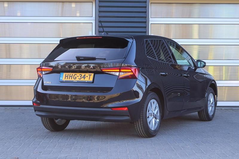 Occasion Skoda Fabia Business Line 116 PK (85 kW) 2025 Zwart Hatchback