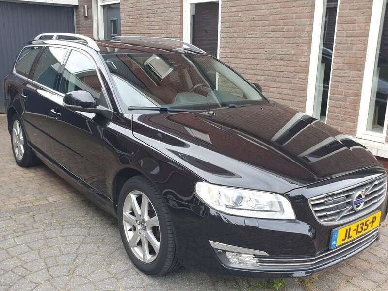 Zwart Gebruikt 2016 Volvo V70 Inscription Stationwagen | € 8.995 (Eerlijke prijs) - Afbeelding 1/4