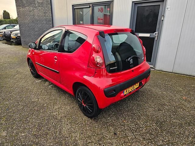 Occasion Peugeot 107 68 PK (50 kW) 2009 Rood Hatchback