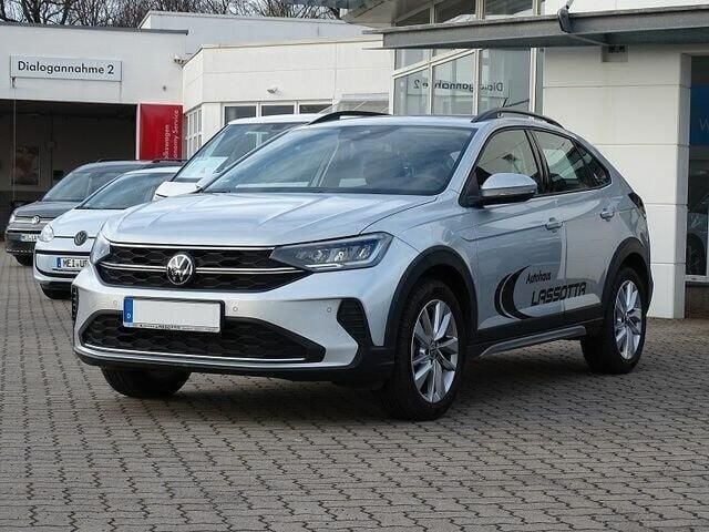 Zilver Gebruikt 2023 VW Taigo Life SUV | € 23.031 (Eerlijke prijs) - Afbeelding 1/4