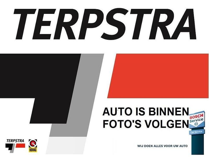 Grijs Occasion 2021 VW Golf VIII Business Hatchback | € 16.990 (Eerlijke prijs) - Afbeelding 1/2