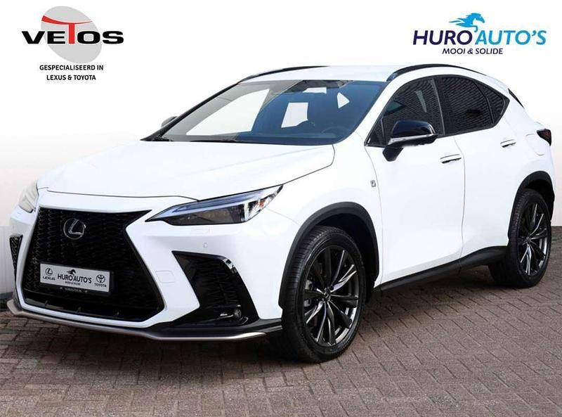 Wit Gebruikt 2025 Lexus NX450h+ Sport Line SUV | € 66.900 (Duur) - Afbeelding 1/4
