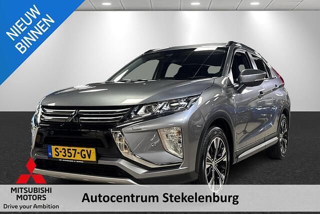 Grijs Gebruikt 2018 Mitsubishi Eclipse Cross Edition SUV | € 15.445 (Eerlijke prijs) - Afbeelding 1/4