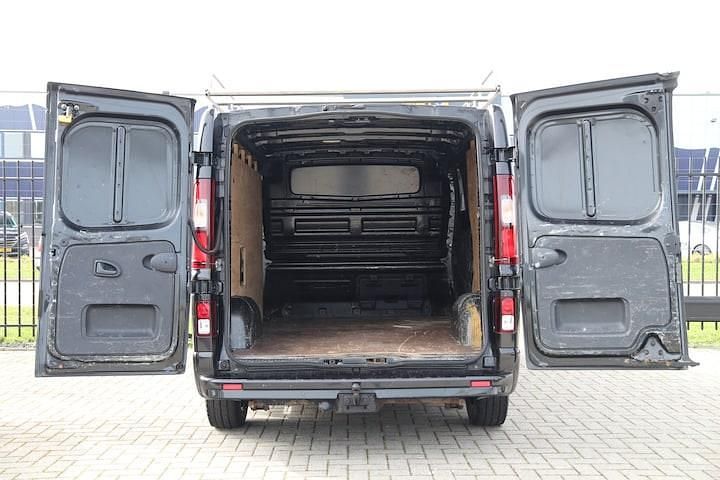 Occasion Opel Vivaro Sport 2015 Zwart (metallic) MPV