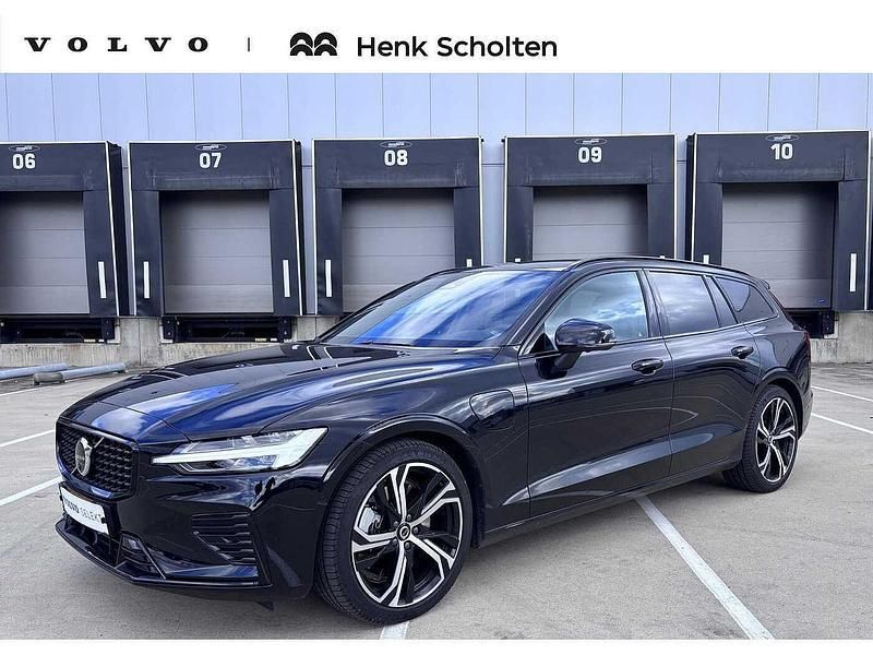 Zwart Gebruikt 2024 Volvo V60 Plus Stationwagen | € 49.950 (Eerlijke prijs) - Afbeelding 1/4