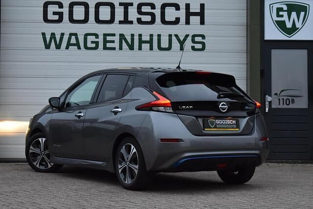 Occasion Nissan Leaf N-Connecta 110 kW (150 PK) 2018 Grijs Hatchback