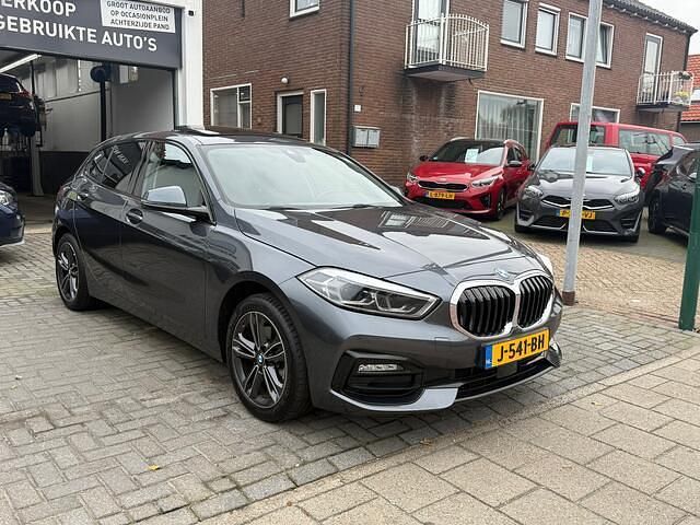 Occasion BMW 118 Executive 140 PK (102 kW) 2020 Grijs Hatchback