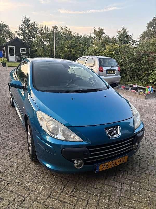 Gebruikt 2006 Peugeot 307 CC Cabriolet | € 1.300 (Super prijs) - Afbeelding 1/4