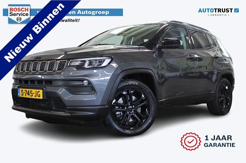 Grijs Gebruikt 2023 Jeep Compass SUV | € 24.950 (Goede deal) - Afbeelding 1/4
