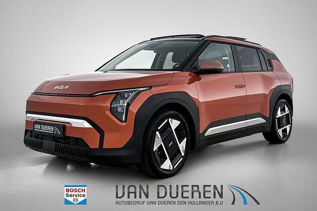Oranje Occasion 2025 Kia EV3 Advance SUV | € 34.845 (Super prijs) - Afbeelding 1/4