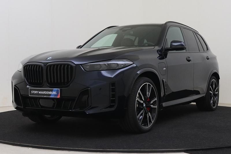 Zwart Nieuw 2025 BMW X5 Executive SUV | € 133.249 (Eerlijke prijs) - Afbeelding 1/4