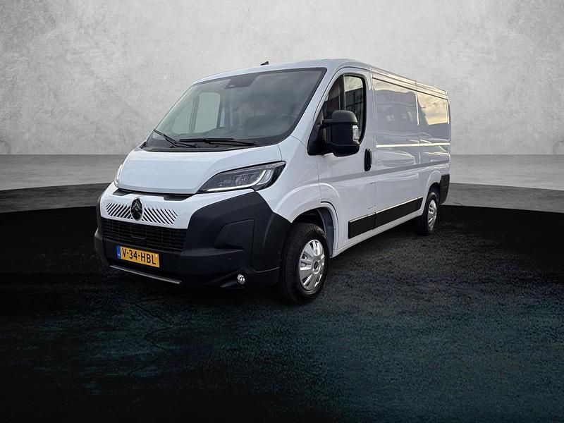 Wit Gebruikt 2024 Citroën Jumper MPV | € 24.420 (Super prijs) - Afbeelding 1/1