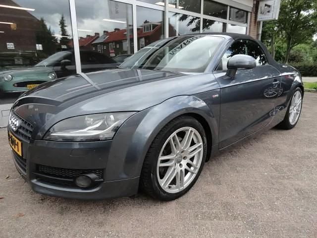 Grijs Gebruikt 2008 Audi TT Proline Sedan | € 8.250 - Afbeelding 1/4