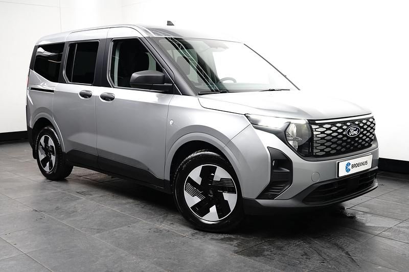 Occasion Ford Tourneo 46 kW (63 PK) 2025 Zilver MPV