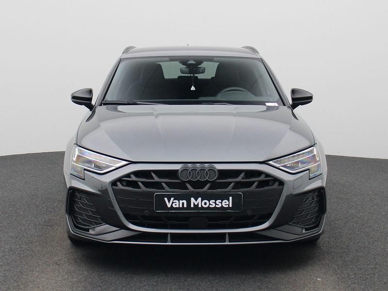 Occasion Audi A3 Sportback S-Line 116 PK (85 kW) 2024 Grijs Hatchback