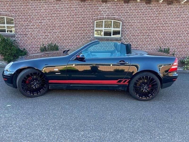 Zwart Gebruikt 1999 Mercedes SLK200 Cabriolet | € 5.000 (Iets duurder) - Afbeelding 1/4