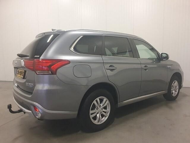 Occasion Mitsubishi Outlander P-HEV 2018 Grijs SUV