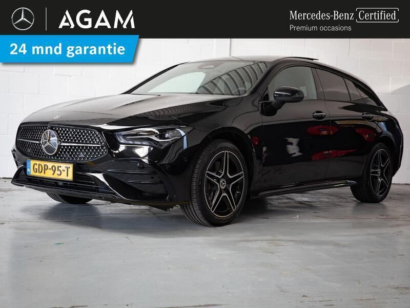 Zwart Gebruikt 2024 Mercedes CLA250 Shooting Brake AMG line Stationwagen | € 42.950 (Duur) - Afbeelding 1/4