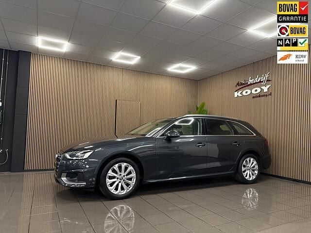 Grijs Gebruikt 2019 Audi A4 Business Stationwagen | € 22.950 (Iets duurder) - Afbeelding 1/4