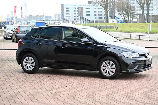 Occasion VW Polo Life 95 PK (69 kW) 2022 Zwart Hatchback