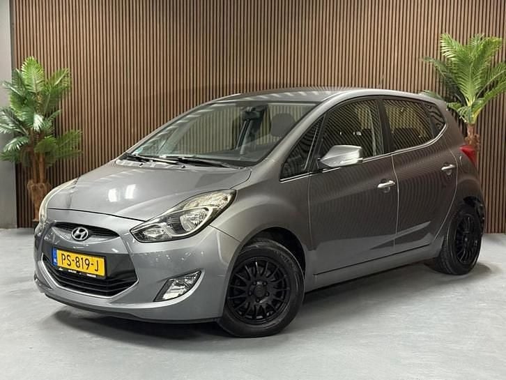 Grijs Gebruikt 2013 Hyundai ix20 Hatchback | € 4.499 (Super prijs) - Afbeelding 1/4
