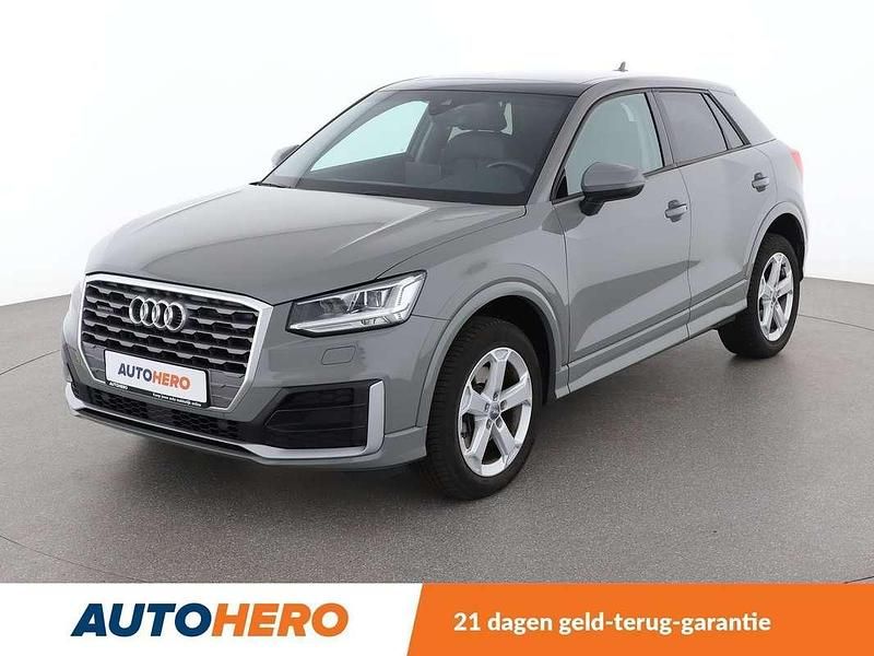 Grijs Gebruikt 2018 Audi Q2 SUV | € 24.149 (Goede deal) - Afbeelding 1/3