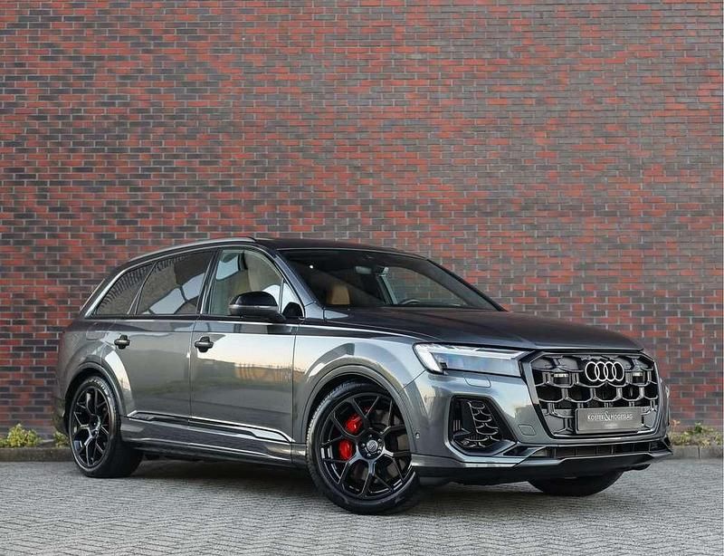 Grijs Gebruikt 2024 Audi Q7 Exclusive SUV | € 99.950 (Eerlijke prijs) - Afbeelding 1/4