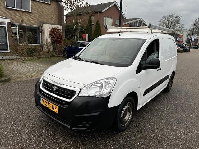 Wit (metallic) Occasion 2018 Peugeot Partner MPV | € 6.800 (Super prijs) - Afbeelding 1/4