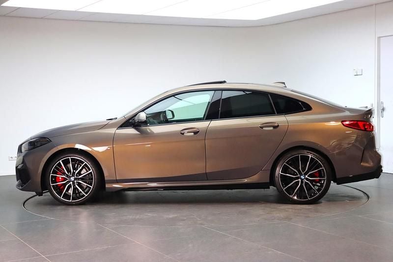 Occasion BMW M235 Executive 306 PK (225 kW) 2024 Alvitgrau Coupé