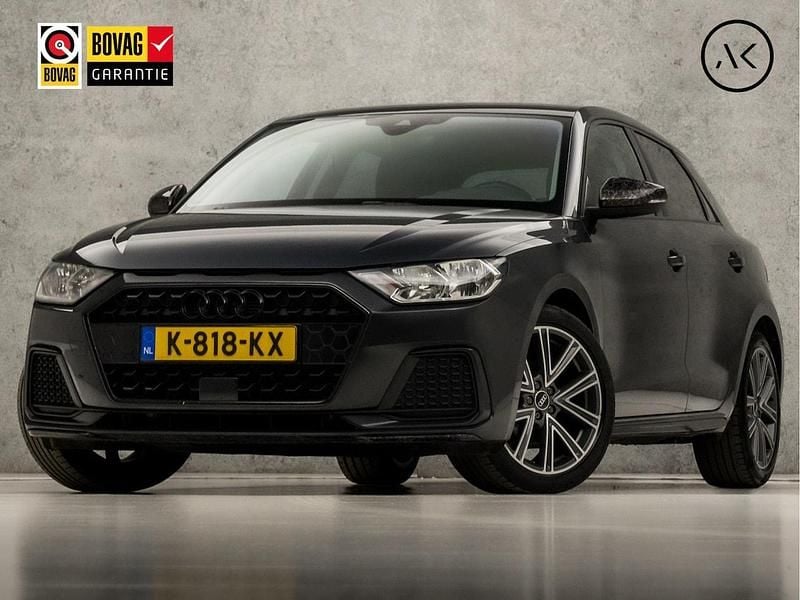 Grijs Gebruikt 2021 Audi A1 Sportback Sport Hatchback | € 17.445 (Super prijs) - Afbeelding 1/4