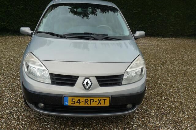 Occasion Renault Grand Scénic II Luxe 113 PK (83 kW) 2005 Beige MPV