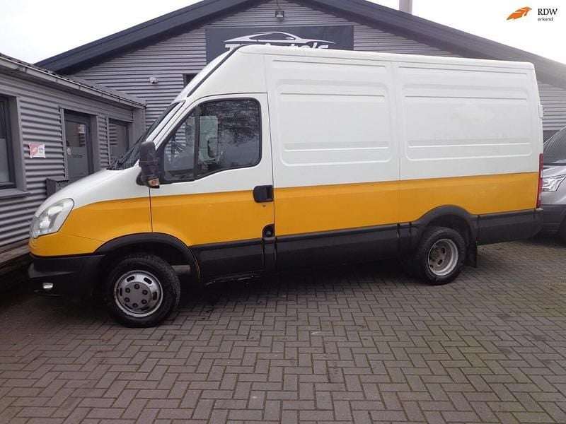 Overige Occasion 2014 Iveco Daily Van | € 7.450 (Super prijs) - Afbeelding 1/4