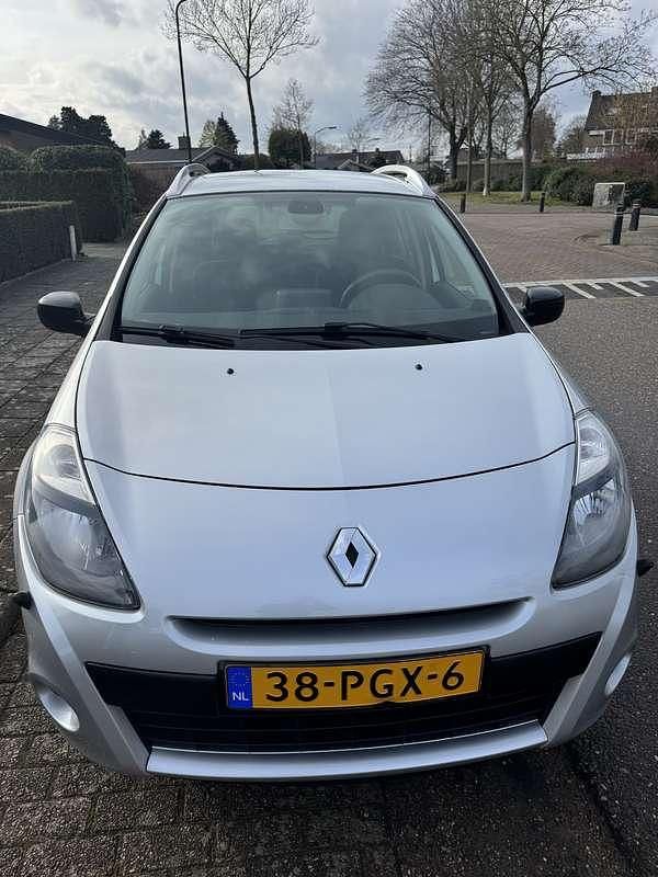Occasion Renault Clio GrandTour 111 PK (81 kW) 2011 Grijs Stationwagen