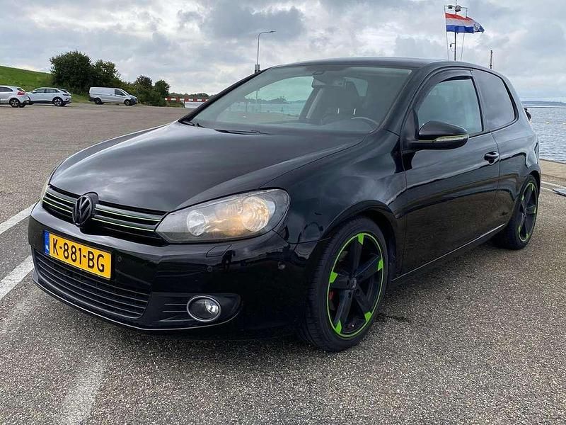 Zwart Gebruikt 2011 VW Golf VI Trendline Stationwagen | € 3.149 (Eerlijke prijs) - Afbeelding 1/4
