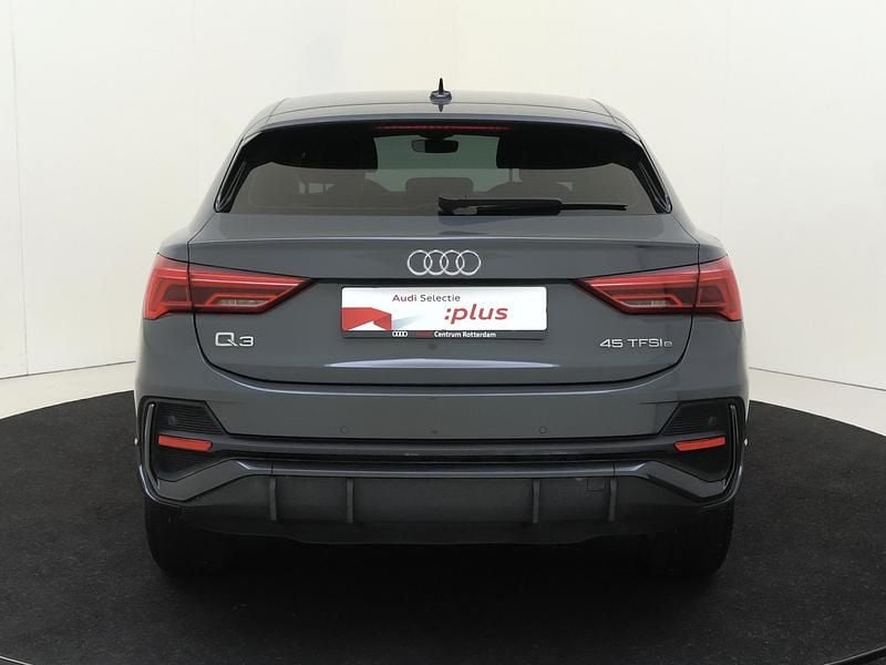 Occasion Audi Q3 Sportback Advanced 245 PK (180 kW) 2022 Grijs (metallic) SUV