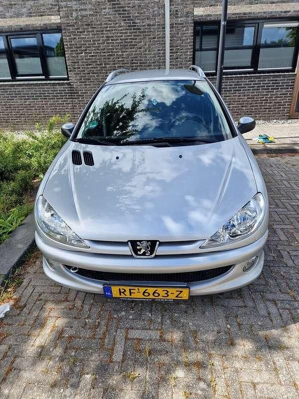 Grijs Gebruikt 2006 Peugeot Expert Van | € 1.200 - Afbeelding 1/4