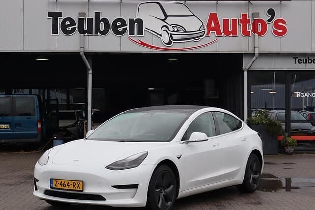 Wit Gebruikt 2020 Tesla Model 3 Standard Range Sedan | € 19.395 (Eerlijke prijs) - Afbeelding 1/4