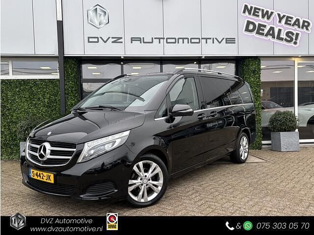 Zwart (metallic) Occasion 2016 Mercedes V220 Avantgarde Edition MPV | € 29.950 (Goede deal) - Afbeelding 1/3
