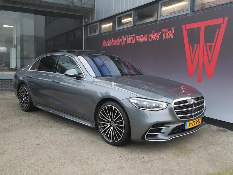 Grijs Occasion 2022 Mercedes S580 AMG line Sedan | € 91.990 (Goede deal) - Afbeelding 1/4