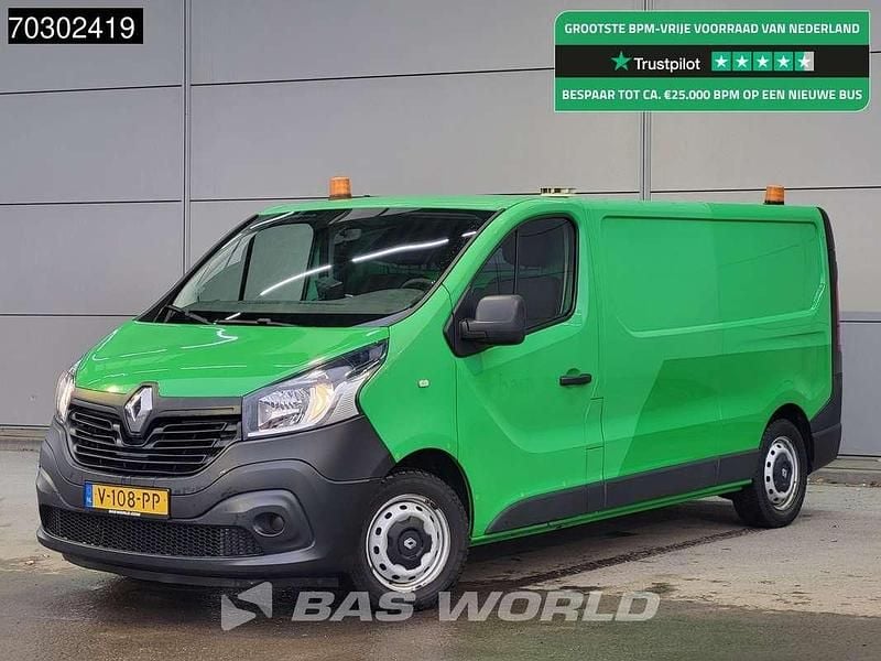 Groen Gebruikt 2018 Renault Trafic MPV | € 8.800 (Super prijs) - Afbeelding 1/3