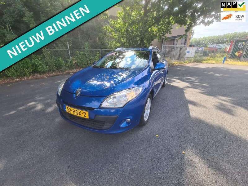 Blauw Gebruikt 2011 Renault Mégane GrandTour Dynamique Stationwagen | € 3.499 (Eerlijke prijs) - Afbeelding 1/3