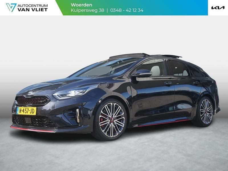 Zwart Gebruikt 2019 Kia ProCeed 2 Hatchback | € 22.890 (Eerlijke prijs) - Afbeelding 1/4