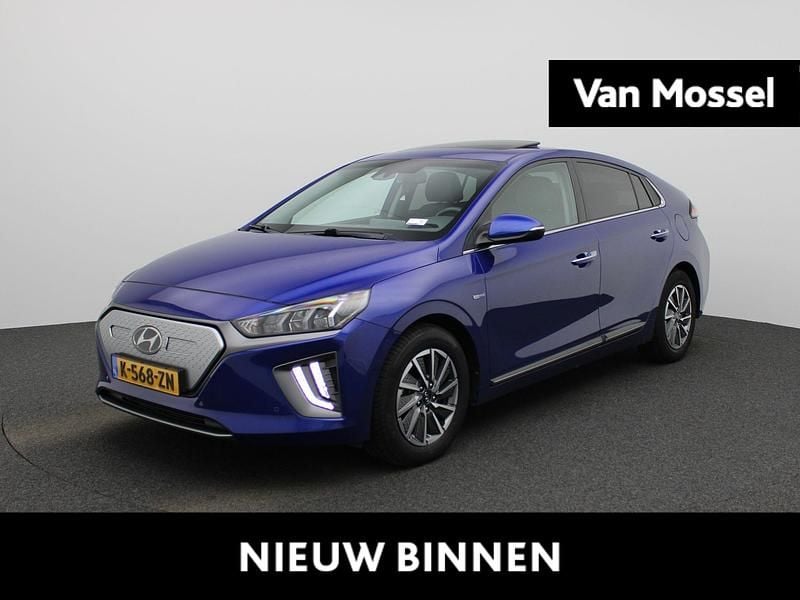Blauw Gebruikt 2021 Hyundai Ioniq Premium Hatchback | € 18.900 (Eerlijke prijs) - Afbeelding 1/4