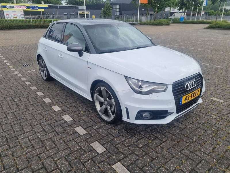 Wit Gebruikt 2012 Audi A1 Proline Hatchback | € 12.500 (Eerlijke prijs) - Afbeelding 1/4