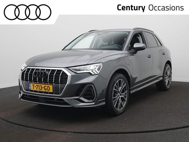 Grijs Gebruikt 2022 Audi Q3 Basis SUV | € 39.900 (Eerlijke prijs) - Afbeelding 1/4