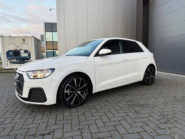 Occasion Audi A1 Sportback Proline 95 PK (69 kW) 2021 Wit, metallic lak Hatchback