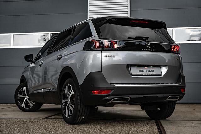 Grijs Gebruikt 2024 Peugeot 5008 Business-Line MPV | € 34.795 (Eerlijke prijs) - Afbeelding 1/2