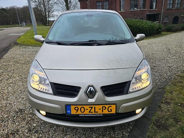 Occasion Renault Scénic II 112 PK (82 kW) 2008 Beige MPV