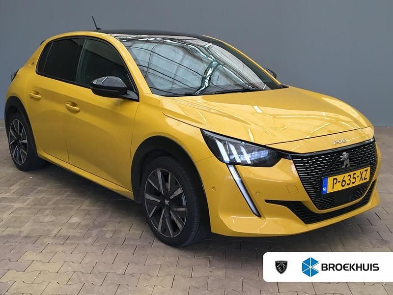 Geel Gebruikt 2022 Peugeot 208 Premium Hatchback | € 17.400 (Eerlijke prijs) - Afbeelding 1/4