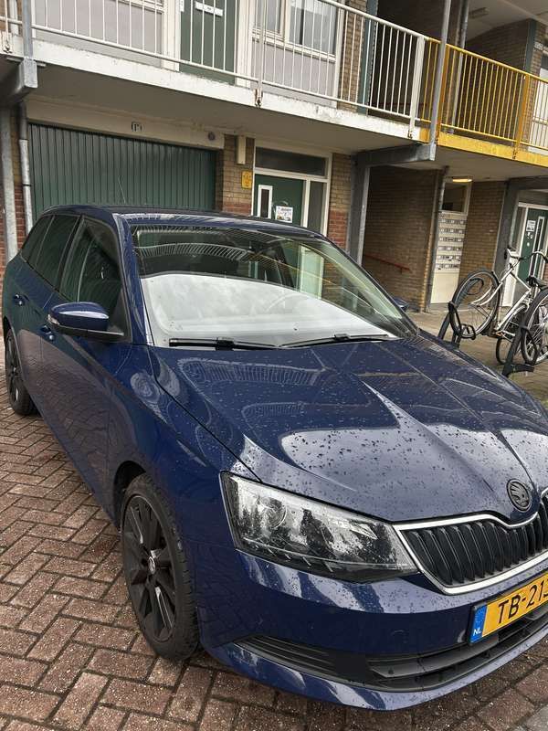 Blauw Gebruikt 2016 Skoda Fabia Style Stationwagen | € 11.500 (Eerlijke prijs) - Afbeelding 1/4